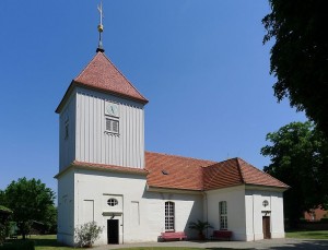 Dorfkirche_Alt-Staaken Quelle Wkimedia Commons Foto Bodo Kubrak